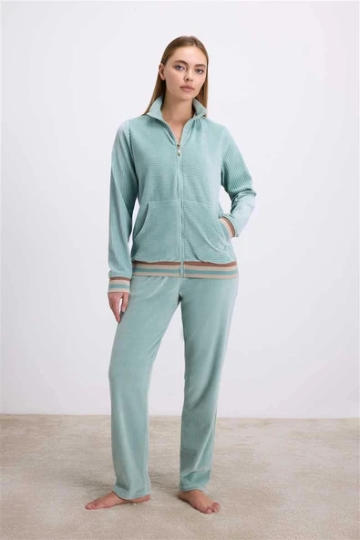 Arias Closet Kadife Dokulu Uzun Kollu Sweatshirt ve Pantolon Takımı ürün görseli 1