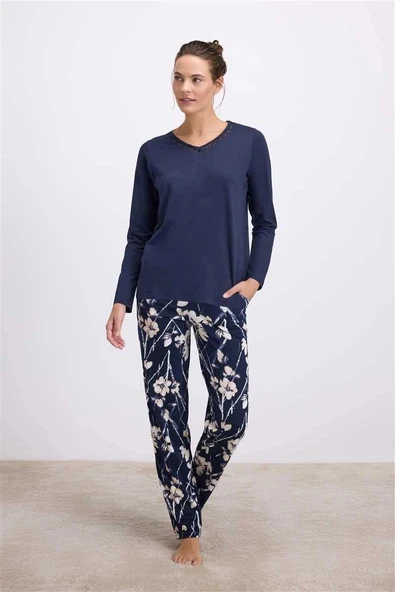 Arias Closet Çiçek Desenli Uzun Kollu T-Shirt ve Pantolon Pijama Takımı ürün görseli 1