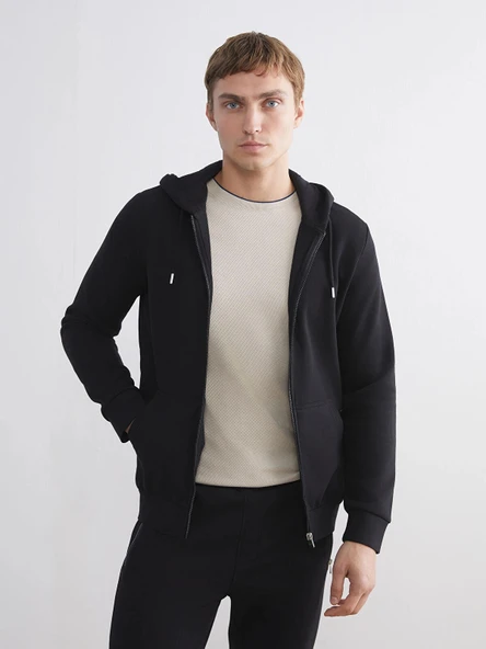 LCWAIKIKI Classic Siyah Kapüşonlu Uzun Kollu Erkek Fermuarlı Sweatshirt ürün görseli 1