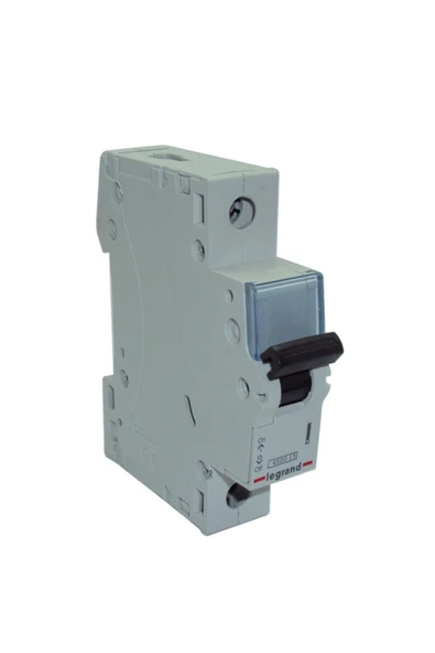 Legrand Monofaze 1x16a C Tipi Otomatik Sigorta 4,5ka 403329 ürün görseli 1