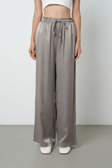 Kadın Beli Lastikli Bol Paça Düz Vizon Renk %100 Rayon Pantolon ürün görseli 1
