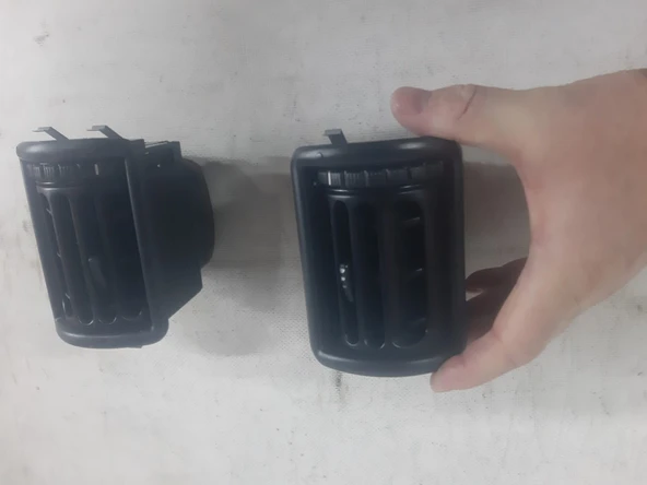 iki adet Renault Master Opel Movana Eski Model Kalorifer hava üfleme Torpido Ön Göğüs Havalandırma Izgarası Difizör Orjinal ve sıfır parça kod 9161461 ürün görseli 1