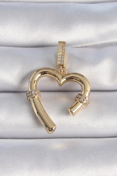 Pirinç Gold Renk Zirkon Taş Detaylı Kalp Figür Ajda Charm - TJ-BC1015 ürün görseli 1