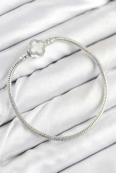 Pirinç Charm Zirkon Taşlı Yonca Model Gümüş Renk Kadın Bileklik - TJ-BB7799 ürün görseli 1