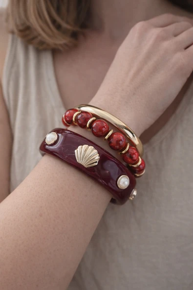 Lovecharm Bordo Kehribar Görünümlü Deniz Kabuğu Figürlü Gold Detaylı Üçlü Kadın Bileklik Seti ürün görseli 1
