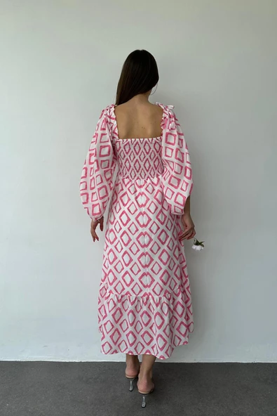 Pembe Kare Yaka Diamond Desenli Elbise - Resim 5