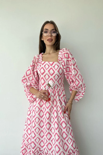 Pembe Kare Yaka Diamond Desenli Elbise - Resim 2