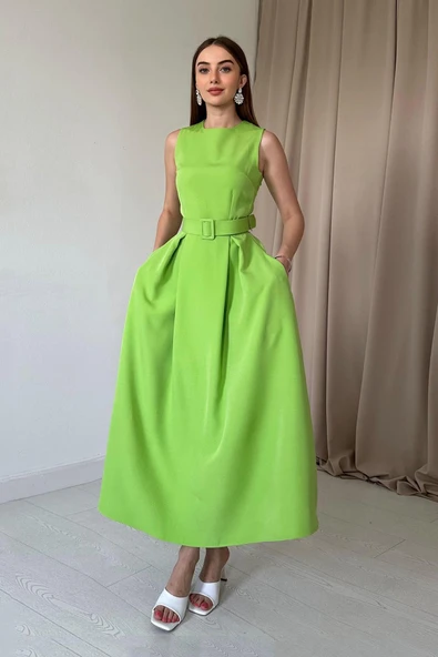 Yeşil Halter Yaka Kloş Elbise - Resim 3