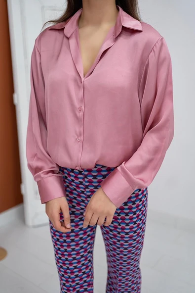 Pembe Saten Gömlek ürün görseli 1
