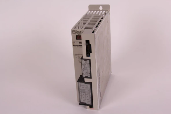 OMRON 3G3SVBB015E, SV SER.1,5KW 220VAC BES.HIZ KONTROL ürün görseli 1