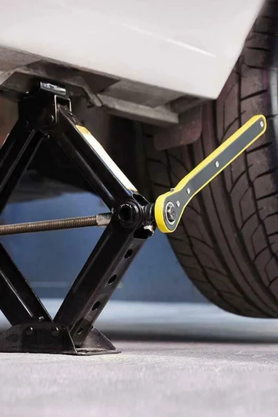 MEGAHAWK Kompakt ve Dayanıklı Araba Kriko – Cırcırlı Mekanizmalı 1.5 Ton Araç Krikosu ürün görseli 1