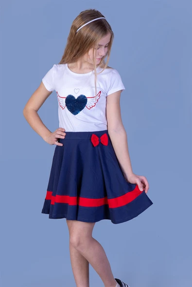 Toontoy Kız Çocuk 2'li Takım Pul İşlemeli Bisiklet Yaka T-Shirt & Bantlı Fiyonklu Volanlı Etek ürün görseli 1