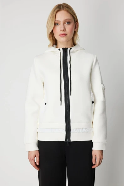 On Fashion Kadın Kapüşonlu Cepli Ekru Mont 60703 ürün görseli 1