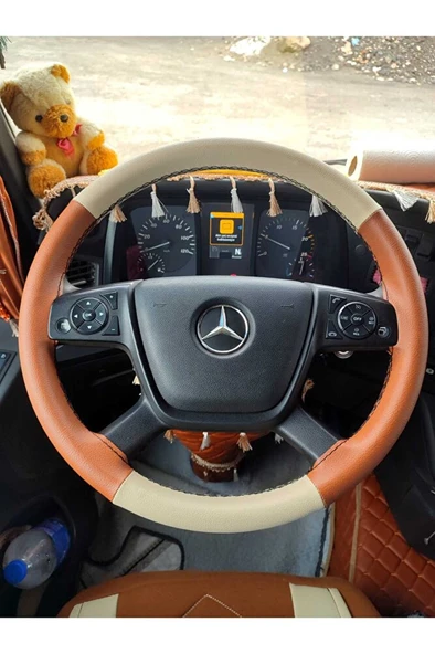 DİKİŞLİ DİREKSİYON KILIFI BEJ /TABA DERİ SİYAH DİKİŞLİ MERCEDES TIR KAMYON İÇİN HIZLI KARGO ürün görseli 1
