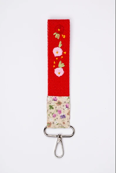 Anahtarlık /  Kumaş, Nakışlı, Metal Kancalı ürün görseli 1