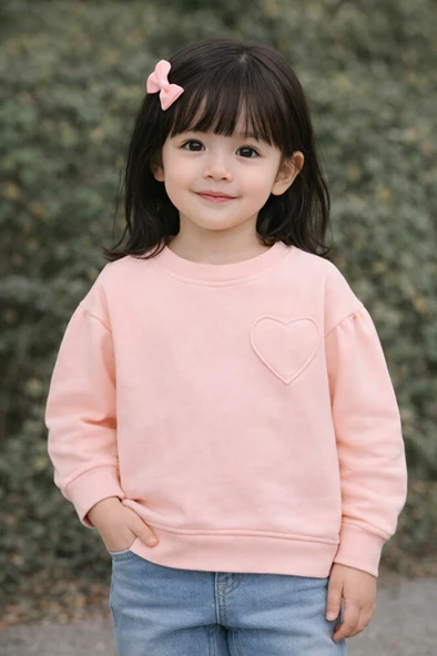 Kız Çocuk Kalp Detaylı Uzun Kollu Sweatshirt ürün görseli 1