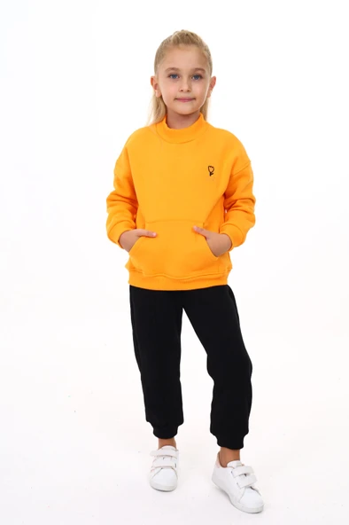 Toontoy Kız Çocuk 2'li Takım Nakış Baskılı Dik Yaka Cepli Sweatshirt & Beli Paçası Lastikli Jogger Eşofman Altı - Renk Bloklu & 3 İplik Şardonlu ürün görseli 1