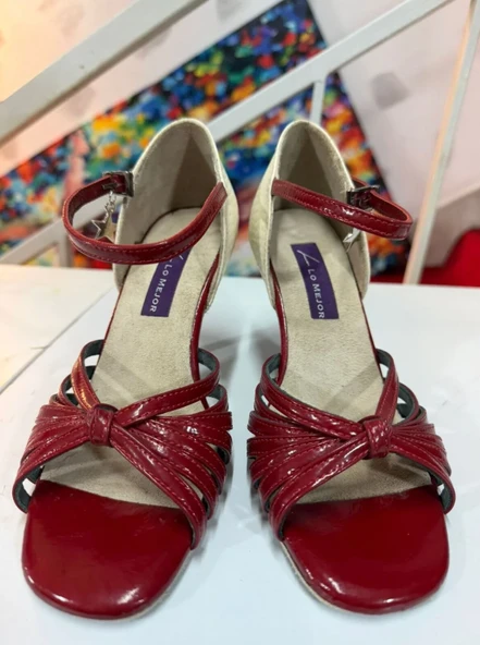 Kırmızı Düğüm TANGO, DANS VE SALON AYAKKABISI 8,5 CM 13 PONT KONİ MODEL KAPALI TOPUK ürün görseli 1