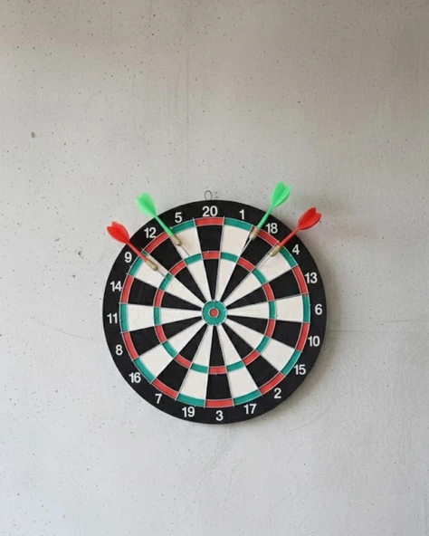 17 İnç Profesyonel Dart Tahtası Dayanıklı Yapı ve 4 Metal Dart Oku ürün görseli 1