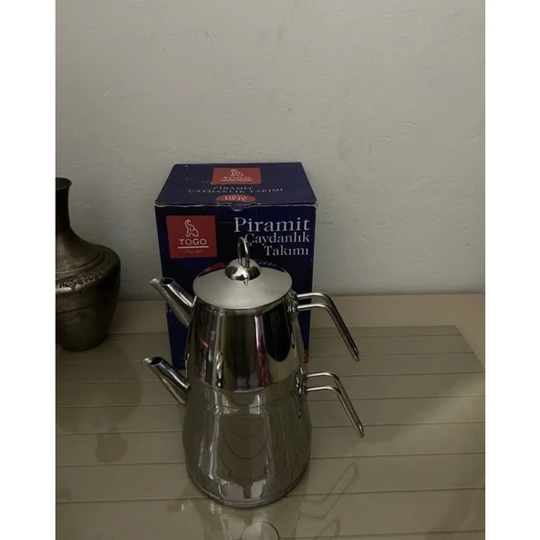 Togo Piramit Metal Kulp Mini Boy Kendinen Süzgeçli Çaydanlık Takımı ürün görseli 1