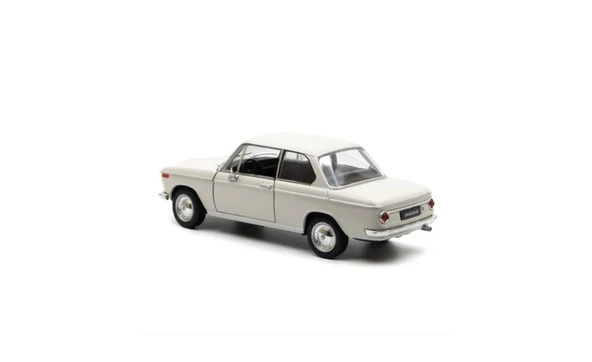 Welly BMW 2002 Ti  Beyaz 1/36 Model Araba - Resim 2
