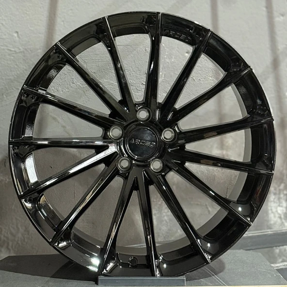 5*114,3*21*10.5 ET45 CH64.1 GLOSS BLACK ARCEO BERLİN ürün görseli 1