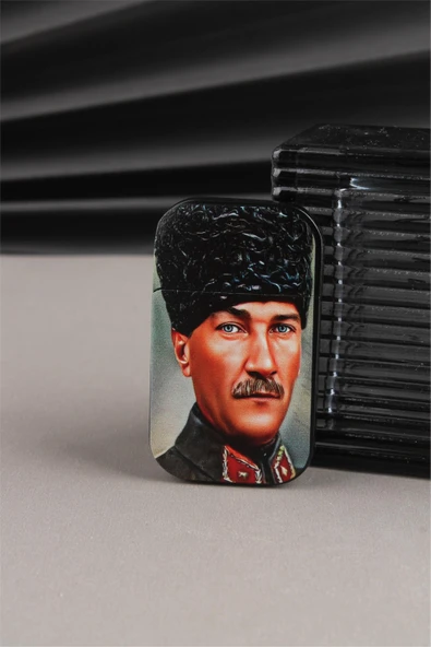 Silvio Monetti Mustafa Kemal Atatürk - Özel Tasarım Metal Çakmak - Gazlı Kapaklı Çakmak SM132TATA0001 ürün görseli 1