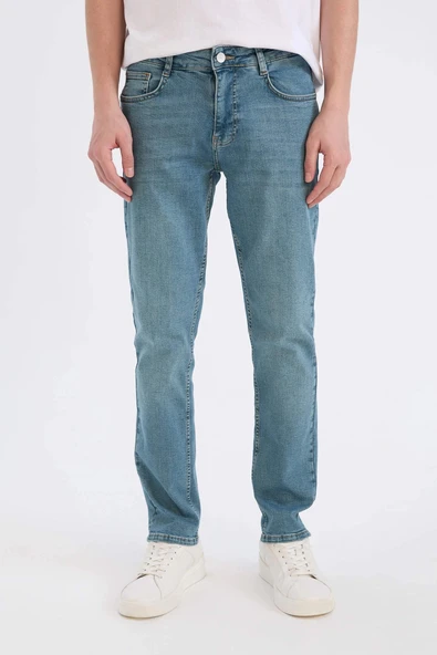 Defacto E3366 Yeşil Pedro Slim Fit Dar Kalıp Normal Bel Dar Paça Jean Pantolon ürün görseli 1