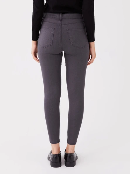LCWAIKIKI Basic GRİ Slim Fit Kadın Jean Pantolon - Resim 4