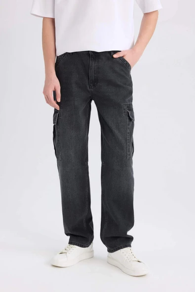 Defacto E6694 Siyah Relax Fit Rahat Kesim Geniş Paça Kargo Cepli Jean Pantolon ürün görseli 1
