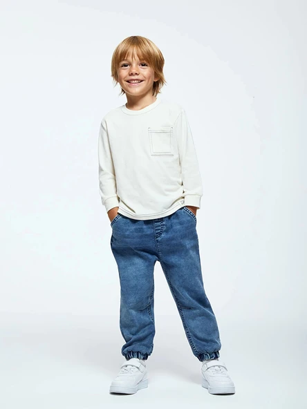 LCW Kids İndigo Beli Lastikli Basic Erkek Çocuk Jean Pantolon ürün görseli 1