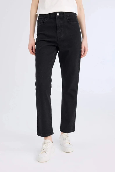 Defacto D8180 Siyah Mary Vintage Straight Fit Yüksek Bel Düz Paça Uzun Jean Pantolon ürün görseli 1