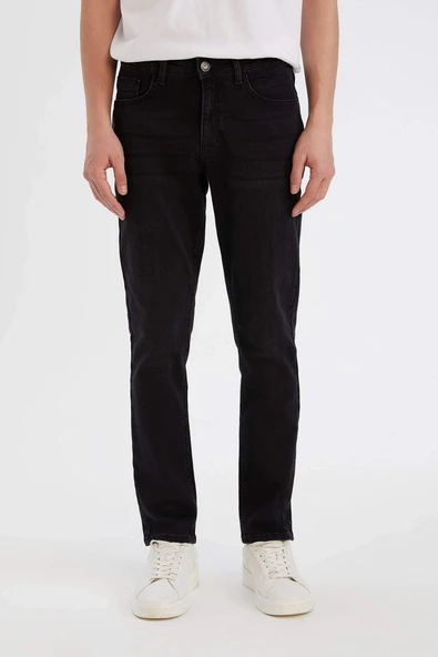Defacto R8788 Siyah Pedro Slim Fit Dar Kalıp Normal Bel Dar Paça Jean Pantolon ürün görseli 1