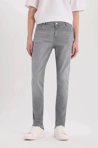 Defacto D9782 Gri Pedro Slim Fit Dar Kalıp Normal Bel Dar Paça Jean Pantolon ürün görseli 1