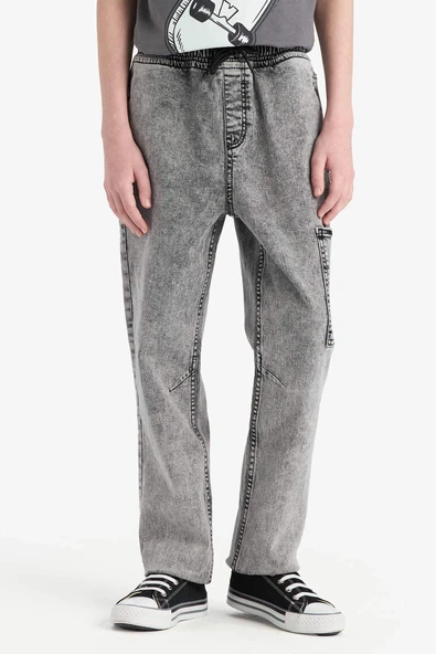 Defacto D6554 Gri Erkek Çocuk Jogger Fit Esnek Bantlı Paça Jean Pantolon ürün görseli 1