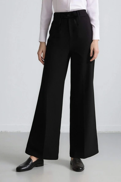 Defacto E5970 Siyah Afra x Defacto Wide Leg Kumaş Palazzo Pantolon Üç Cepli Normal Bel Standart Boy ürün görseli 1