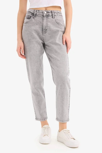 Defacto D7947 Gri Lina Comfort Mom Normal Bel Düz Paça Jean Kar Yıkamalı Pantolon ürün görseli 1