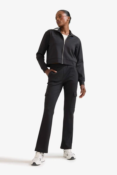 Defacto E8961AXBK81 Siyah DeFactoFit Straight Fit Kargo Cepli Esnek Kumaş Standart Boy Sporcu Pantolon ürün görseli 1