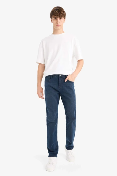 Defacto W7086AZNM83 İndigo Sergio Regular Fit Normal Bel Boru Paça Jean Pantolon ürün görseli 1