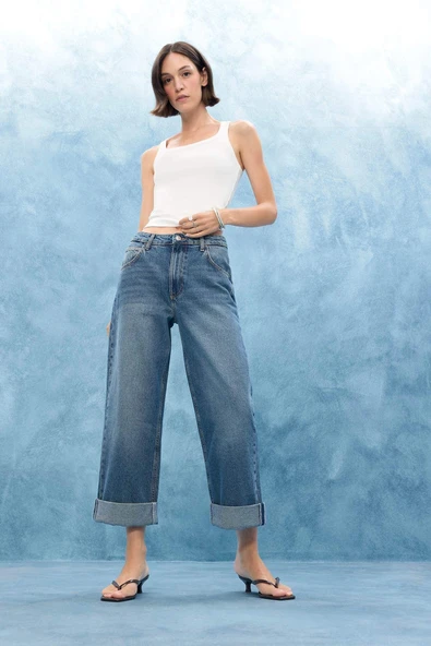 Defacto E9134AXNM34 Mavi Baggy Fit Yüksek Bel Katlamalı Paça Jean Pantolon ürün görseli 1