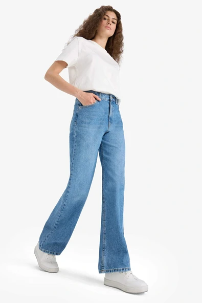 Defacto F1704AXNM28 Mavi 90's Wide Leg Yüksek Bel Düz Paça Uzun Jean Pantolon ürün görseli 1