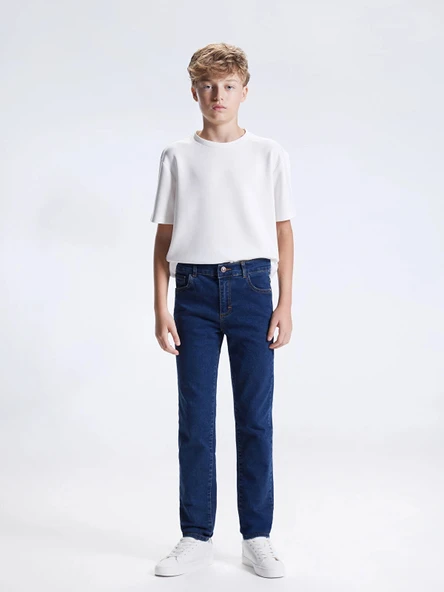 LCW Kids İndigo Slim Fit Erkek Çocuk Jean Pantolon ürün görseli 1