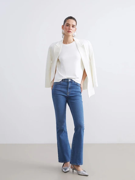 LCW Jeans Indigo Flare Kadın Jean Pantolon ürün görseli 1