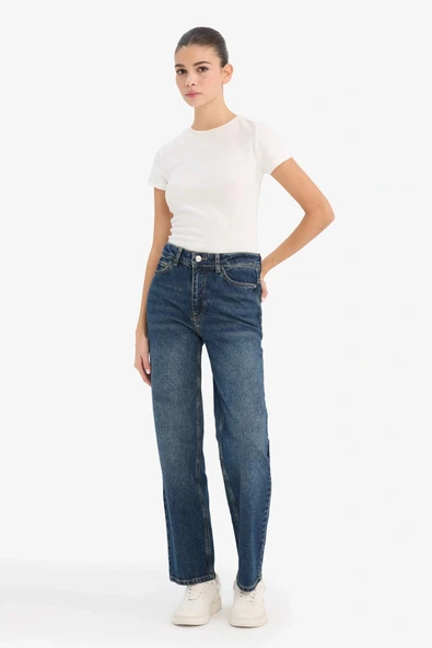 Defacto D8154AXNM35 DENIM Comfort Straight Yüksek Bel Bilek Boy Jean Yıkamalı Pantolon ürün görseli 1