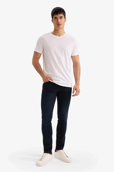 Defacto G3229AXNM83 İndigo Pedro Slim Fit Dar Kalıp Normal Bel Dar Paça Jean Pantolon ürün görseli 1