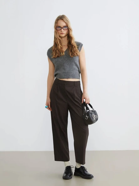XSIDE Kahverengi Loose Fit Çizgili Kadın Pileli Pantolon ürün görseli 1