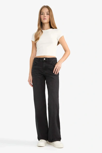 Defacto F2952AXNM40 Siyah Straight Wide Yüksek Bel Uzun Jean Pantolon ürün görseli 1