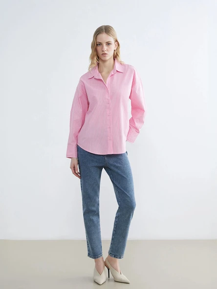 LCWAIKIKI Classic Mavi Beli Lastikli Slim Mom Kadın Jean Pantolon ürün görseli 1