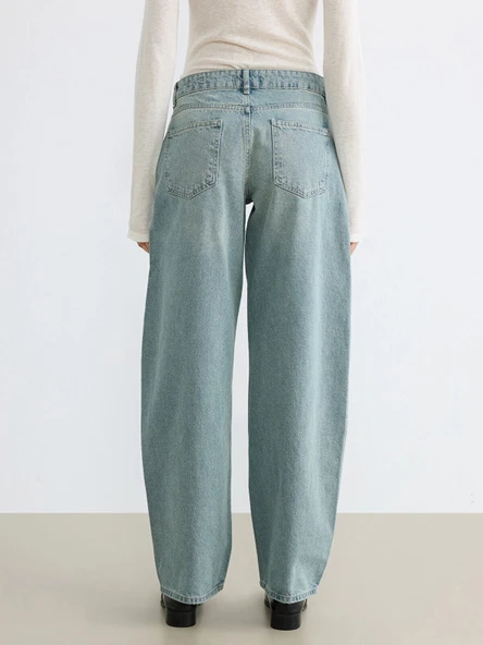 LCW Jeans İndigo Balloon Fit Kadın Jean Pantolon - Resim 4