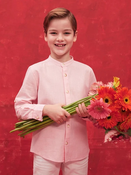 LCW Kids PEMBE Hakim Yaka Basic Uzun Kollu Erkek Çocuk Gömlek ürün görseli 1